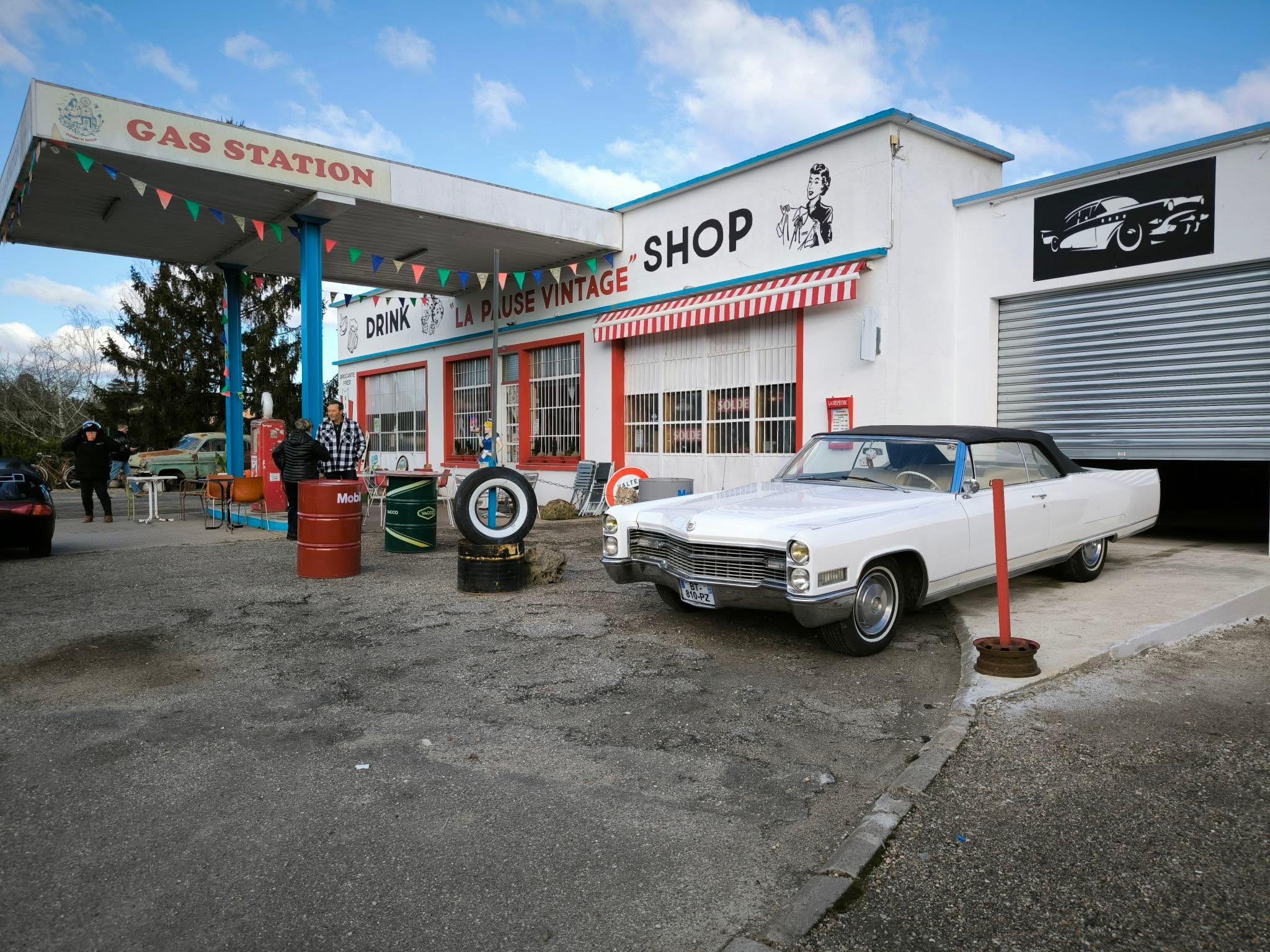 251025 GAS STATION